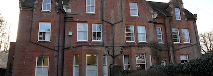 Canterbury Hotel