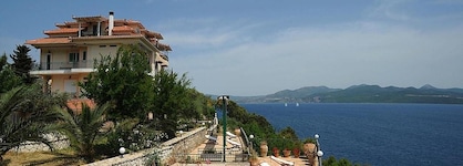 Villa Magemenou