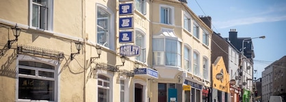 Ashley Hotel