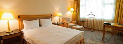 Carlton Hotel-Chung Hwa