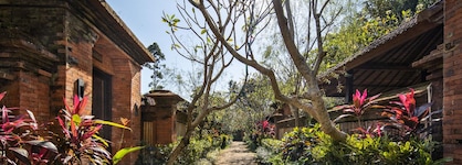 Ubud Raya Villa