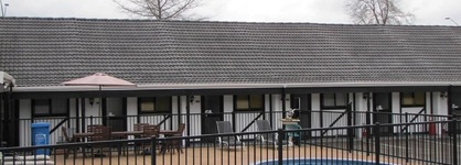 Devonwood Motel