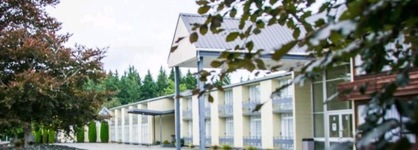 Fiordland Hotel