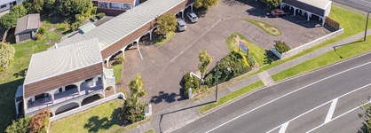 Riverside Motel