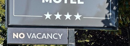 Middle Park Motel