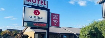 Admiral Court Motel & Apartments