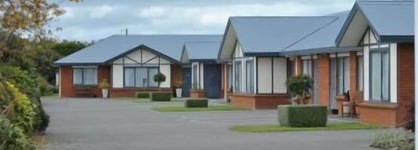 Tudor Lodge Motel