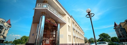 Visak Hotel