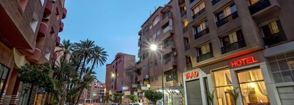 Yaad City Hotel