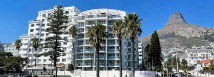 Peninsula All-Suite Hotel