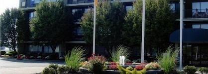 Pier 4 Hotel