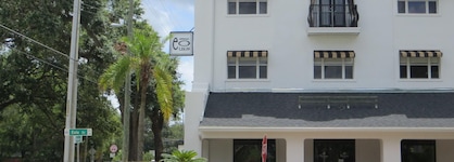 The Eo Inn - Downtown