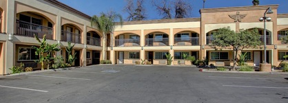 Thunderbird Lodge In Riverside