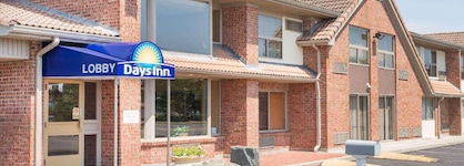 Days Inn By Wyndham New Haven