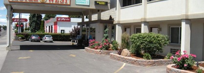 Motel West