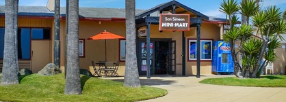San Simeon Lodge
