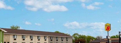 Super 8 By Wyndham Storm Lake