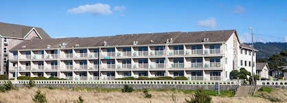 Hi-Tide Oceanfront Inn
