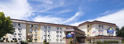 Days Inn By Wyndham Lacey Olympia Area