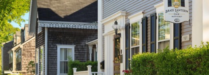 Brass Lantern Inn
