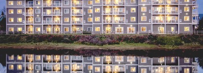 Rivertide Suites Hotel