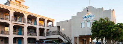 Edgewater Inn And Suites