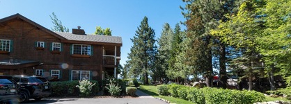 Red Wolf Lakeside Lodge