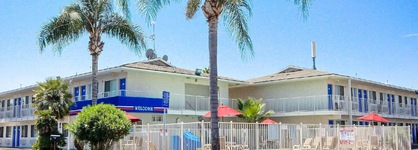 Motel 6 Tulare