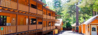 Sleepy Hollow Cabins And Hotel