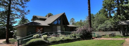 Majestic Mountain Inn