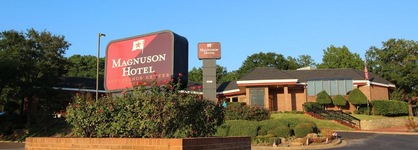 Magnuson Grand Hotel & Conference Center Tyler