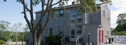 Sea Lion Motel And Cottages