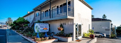 Crescent Bay Inn