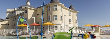 Cedar Point's Hotel Breakers