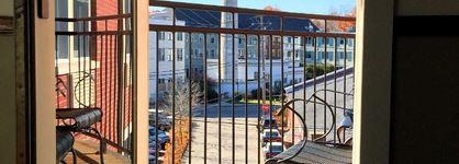 Camden Riverhouse Hotel
