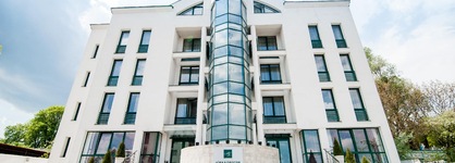 Alex&George Boutique Hotel