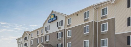 Days Inn & Suites By Wyndham Rochester Mayo Clinic South