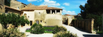 Domaine Des Escaunes