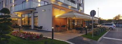Antunovic Hotel East