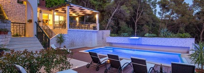 Villa Fani - Apartments And Rooms