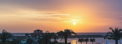 Hilton Okinawa Chatan Resort