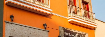 Hotel Plaza Jardín