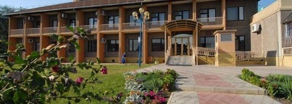 Yug Hotel