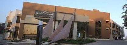 The Gold Beach Resort