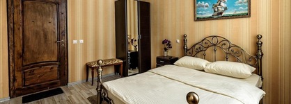 Hotel Azia