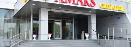 Amaks City Hotel