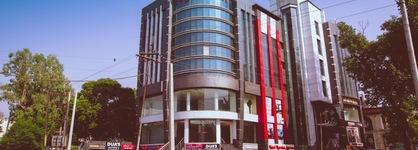 Hotel Narula's Aurrum