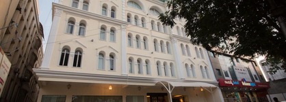 Royal Reve Hotel