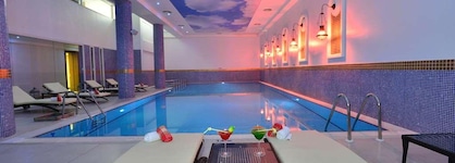 Wellborn Luxury Hotel