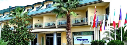 Hotel Hegsagone Marine Asia